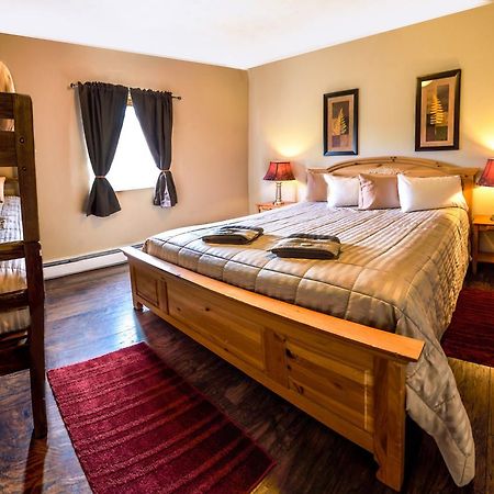 Bent Prop Inn And Hostel Of Alaska - Midtown Anchorage Ngoại thất bức ảnh