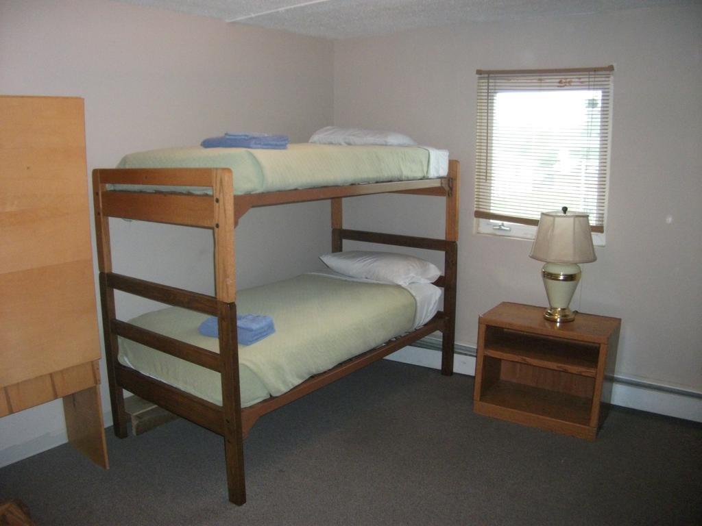 Bent Prop Inn And Hostel Of Alaska - Midtown Anchorage Phòng bức ảnh