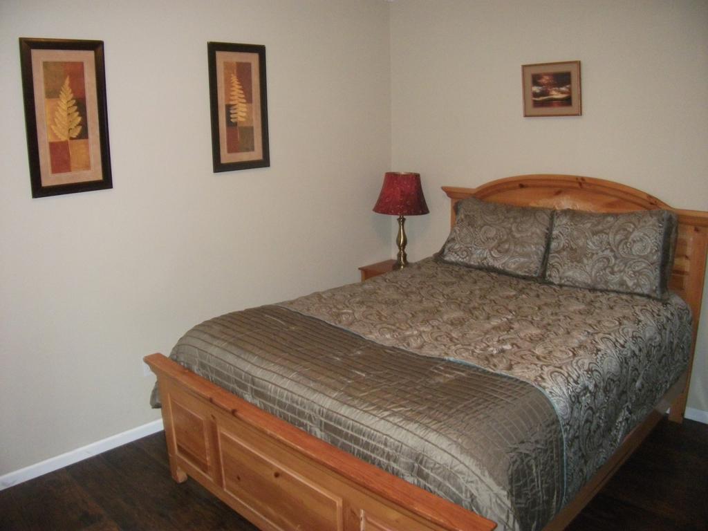 Bent Prop Inn And Hostel Of Alaska - Midtown Anchorage Phòng bức ảnh